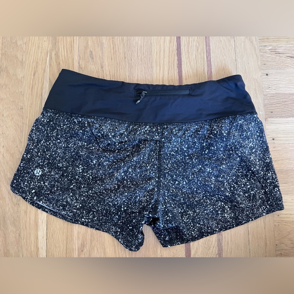 Lululemon Run Times Short - 4 Way stretch_ 4 inseam - Picture 2 of 3